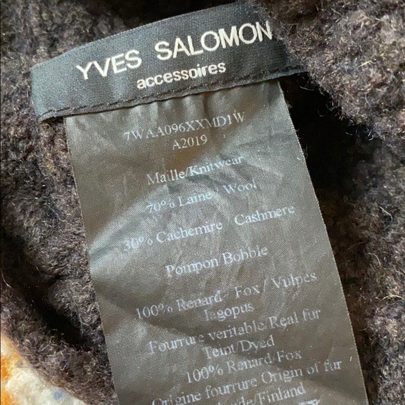 Yves Salomon Wool Cashmere Knitted Pom Pom Hat - Picture 5 of 5